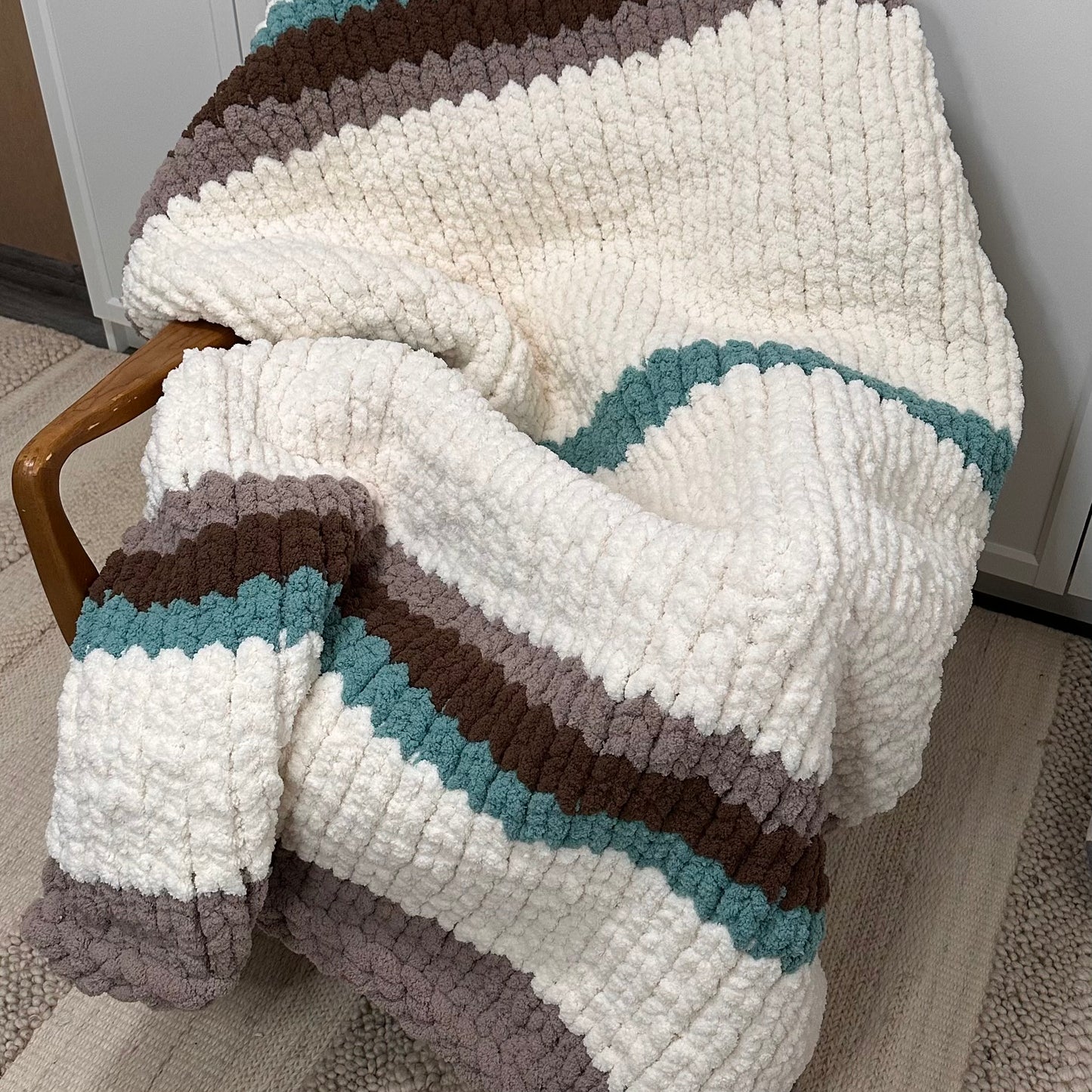Cozy Chunky Throw