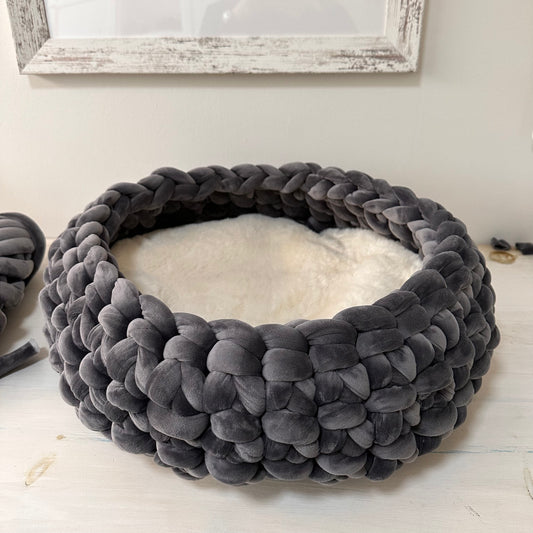 Chunky Crochet Pet Bed Pattern (PDF Download)